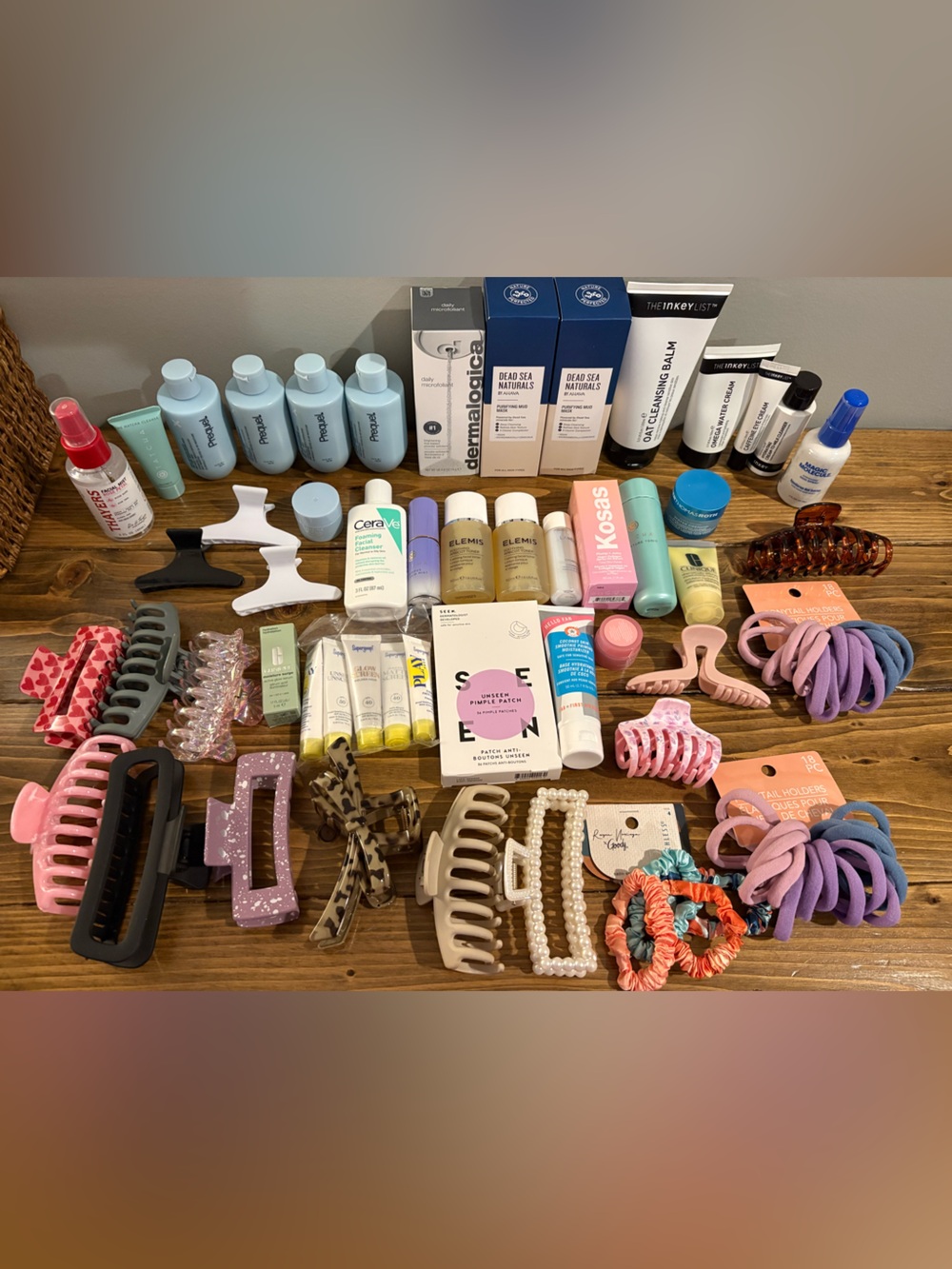 Skincare & Hair Accessory Bundle - Picture 2 of 5